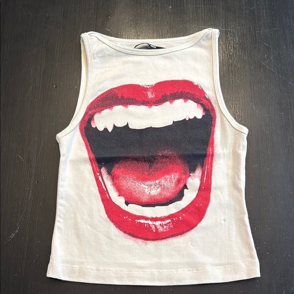 silence + noise tank top. size small. excellent condition.